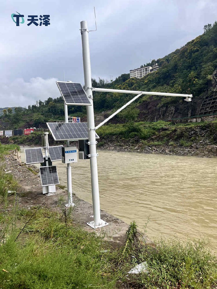 天泽水文监测站和雨量监测站在水库安装案例